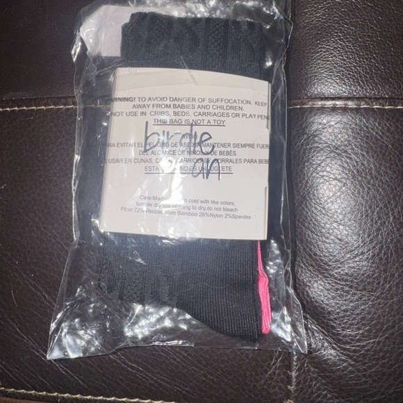 KNEE-HIGH SOCKS SET- BLACK AND PINK - Picture 5 of 5